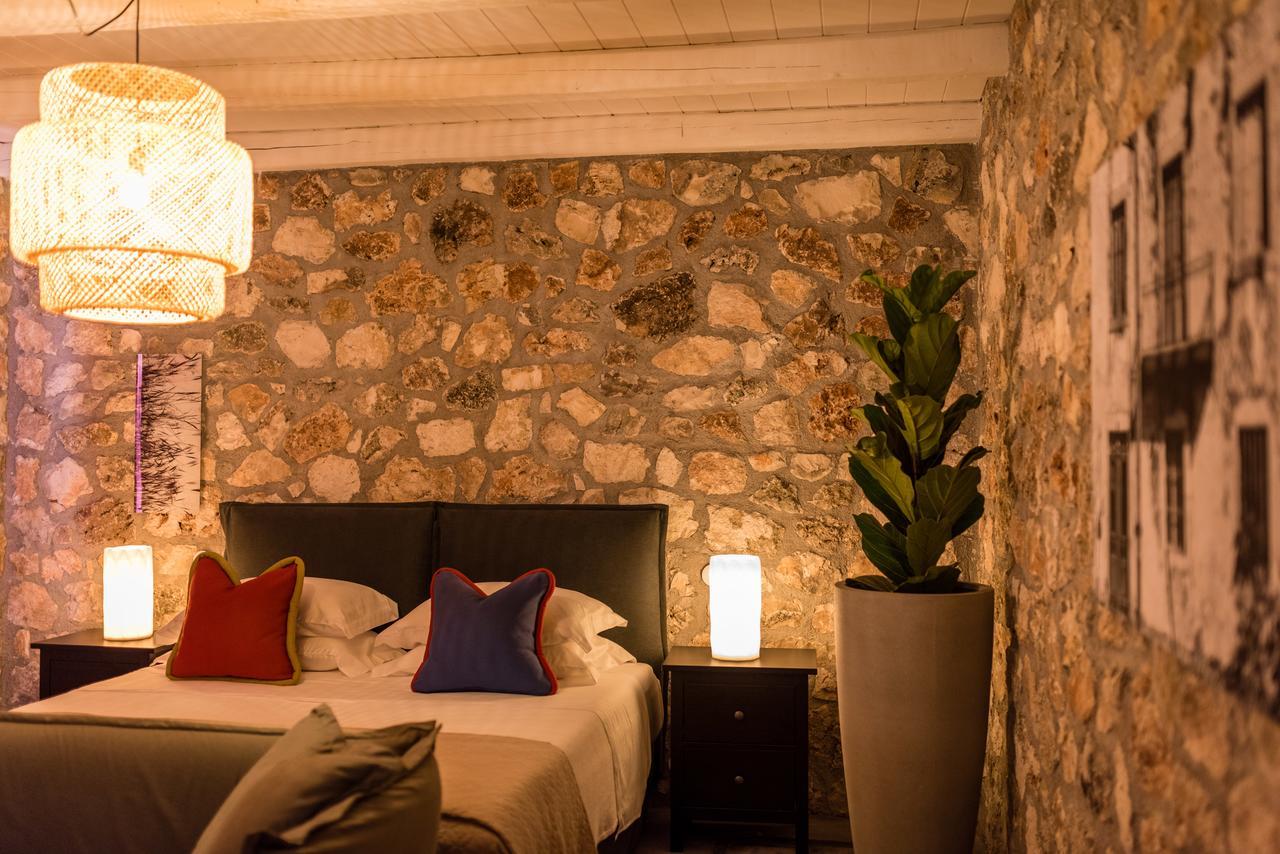 North Point Rooms Antipata  Екстериор снимка