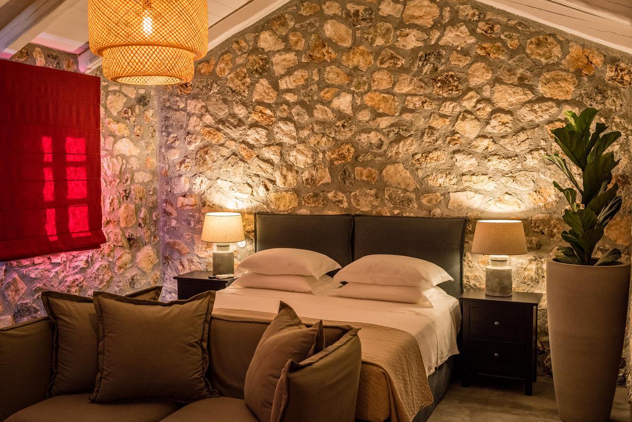 North Point Rooms Antipata  Екстериор снимка