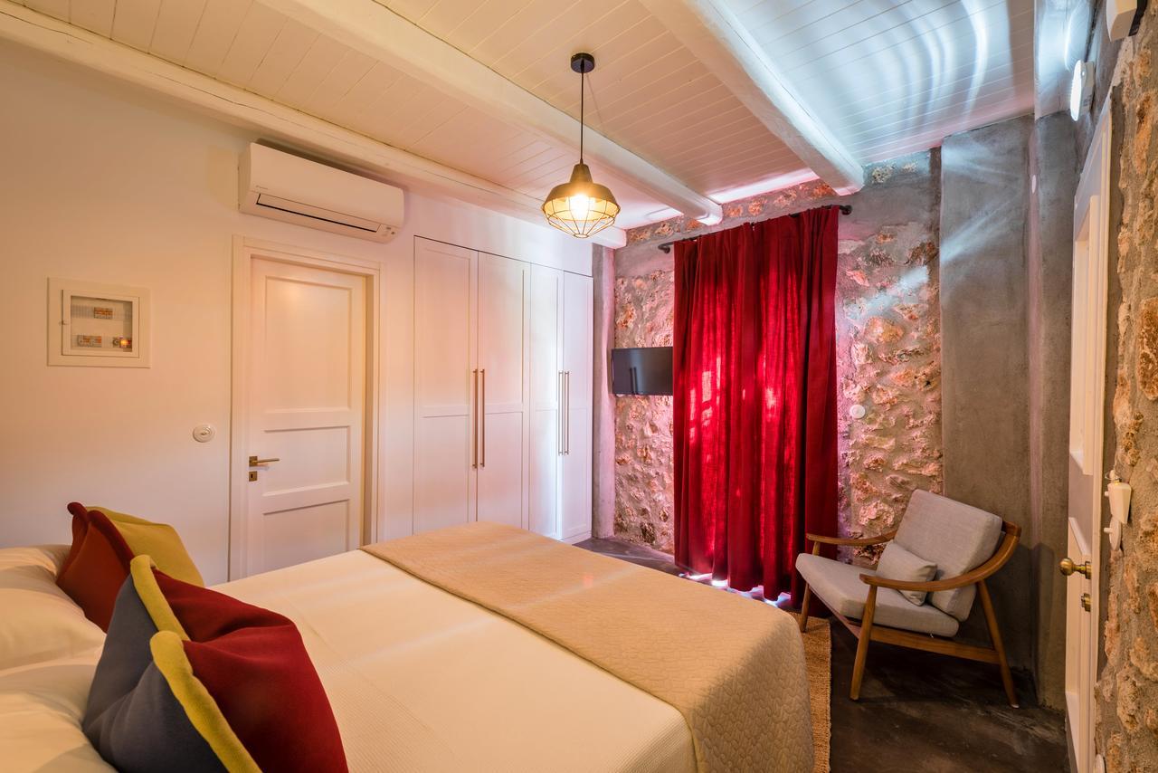 North Point Rooms Antipata  Екстериор снимка